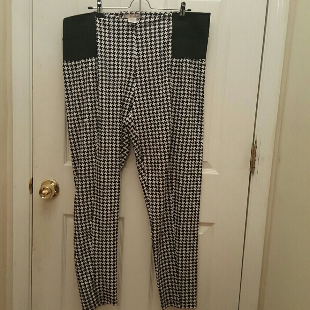Houndstooth Leggings